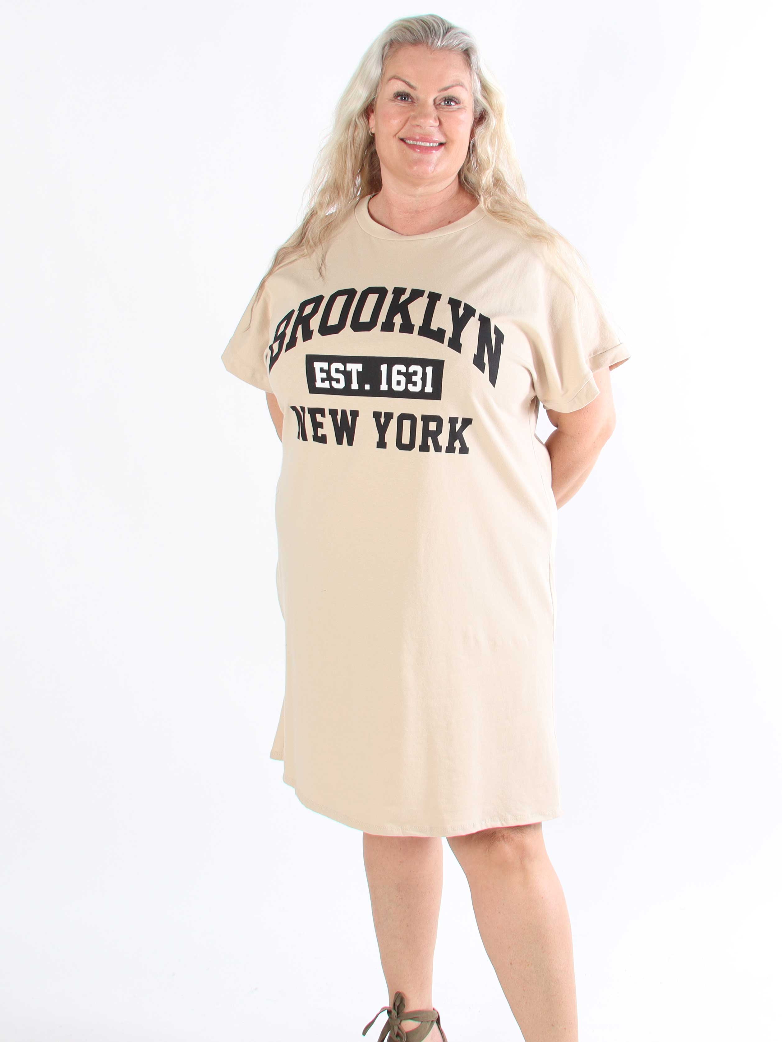 Tasmine - Plus size brooklyn t-shirt kjole i blødt bomuld